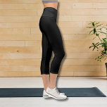 Leggings Capri Noir noir simple à haut taille noir<br><div class="desc">Simple Noir Haut taille noir Capri Leggings parfait pour les femmes</div>