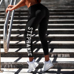 Leggings Capri Nom personnalisé Noir personnalisé<br><div class="desc">Restez élégant et à l'aise avec ces leggings de capri noir personnalisés, personnalisés avec votre nom sur la jambe. Parfaites pour les exercices, les loisirs sportifs ou l'usure décontractée, ces leggings apportent une touche unique à votre garde-robe active. Fabriquées avec un tissu de haute qualité pour un ajustement flatteur, elles...</div>