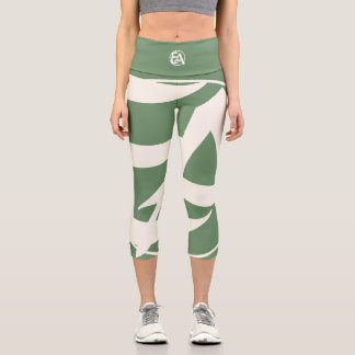 Leggings Capri Oversized Initials in White and Green