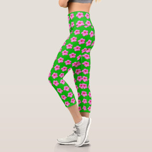 Leggings Capri "Sérénité pétale : Hibiscus rose sur toile verte