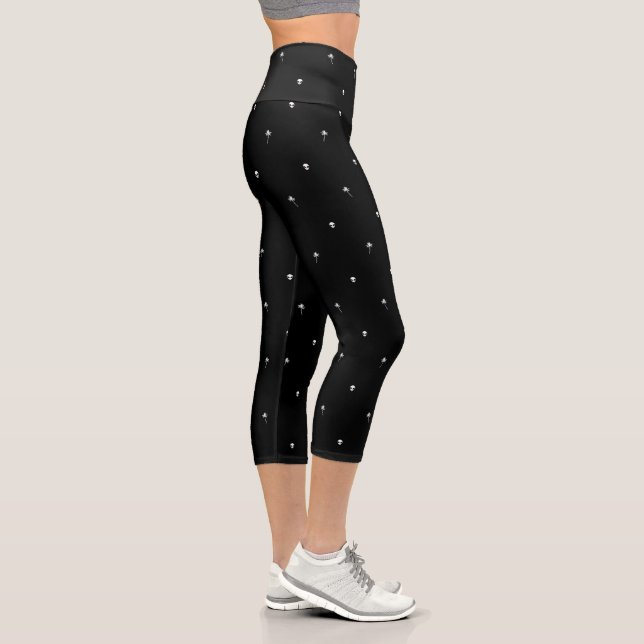 Leggings Capri Silhouettes blanches de cocotiers et d'extraterres (Droite)