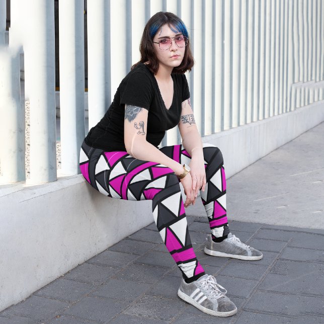 Leggings Capri Triangles de Geo Rose (Créateur téléchargé)