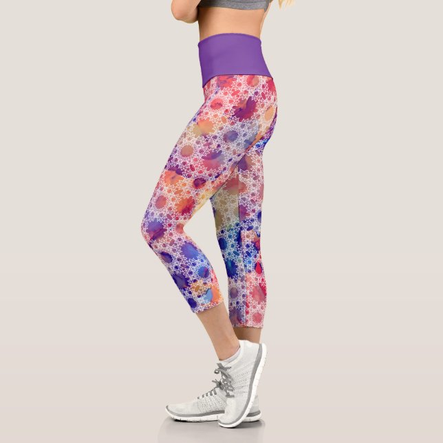 Leggings Capri Yoga Capris géométrique multicolore par Joya Eve (Gauche)