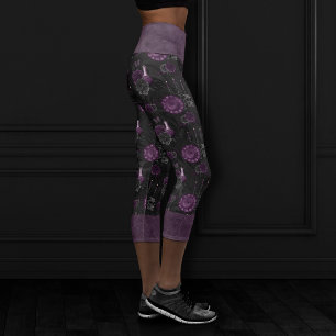 Leggings Capri Zodiac Magie   Plum violet foncé Roses de crâne go
