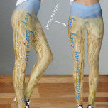 Leggings Champ jaune<br><div class="desc">Champs ensoleillés d'été sous ciel bleu. Cottage rustique, style champêtre. Vous pouvez remplacer le texte ("Pratiquer la victoire tous les jours") par votre propre message.</div>