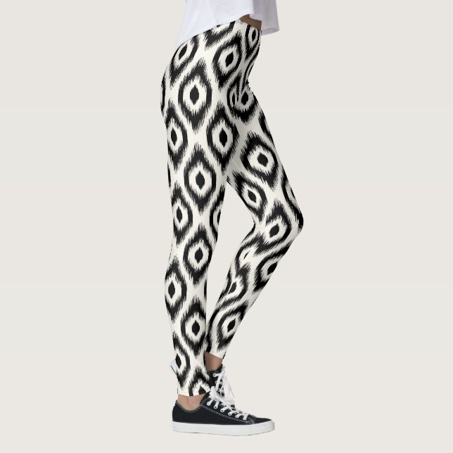 Leggings Chic élégant noir et ivoire diamant Ikat Motif (Droite)