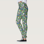 Leggings Chiens de berger australiens australiens Aussies F<br><div class="desc">Des illustrations de style joli et réaliste de chiens ou d'australiens bergers et de feuilles de monastères tropicaux vert vif sont dressées contre un arrière - plan bleu royal sur ces leggings.</div>