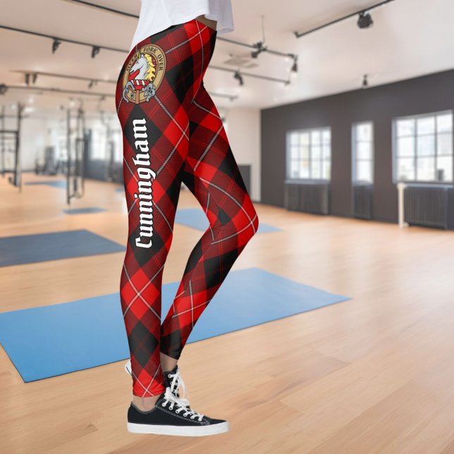 Leggings Clan Cunningham Crest sur Tartan (Créateur téléchargé)