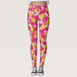 Leggings Coloré rose Géométrique Diamant Fun Pickleball<br><div class="desc">Prenez votre jeu un cran avec ces leggings amusants de pickleball avec des boules jaunes dressées contre un arrière - plan de diamants roses et blancs surligné en faux or.  Idéal pour jouer au rec quotidien,  tournois ou simplement courir autour de la ville.</div>