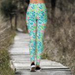 Leggings Cool Turquoise Floral Botanique Aquarelle Motif<br><div class="desc">Ces leggings d'art cool ont un motif coloré aquarelle avec un motif botanique fleuri avec des fleurs feuilles et turquoises et des fleurs roses plantes. Cool pour les personnes créatives qui aiment le sport, la course, le jogging, le yoga ou juste une promenade dans la nature. Ils vont juste égayer...</div>