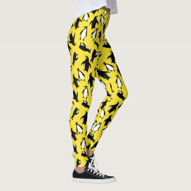 Leggings Cute black white penguin pattern yellow background (Droite)