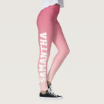 Leggings de nom personnalisé Hot Rose to Blush Pin<br><div class="desc">Il suffit de personnaliser le nom de la coutume sur ces légumineuses pour en faire les vôtres. L'arrière - plan passe du rose chaud moyen au rose pâle, et le nom est de style varsité blanche et affiche pour un look girly avec une touche sportive. Idéal pour la danse, le...</div>