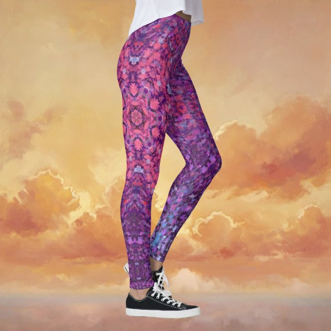 Leggings Digital Mandala rose violet et bleu (Pink Purple and Blue Digital Mandala Leggings by Wormhole Orbital)