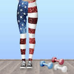 Leggings Drapeau américain rouge et bleu parties scintillan<br><div class="desc">Cool,  amusant et unique partout imprimer leggings pétillants 4 juillet idée cadeau de fête de l'indépendance pour elle. Drapeau Sparkly USA en faux rouge et bleu scintille & parties scintillant. Nous utilisons des photos de mousseux et pas de parties scintillant réelle.</div>