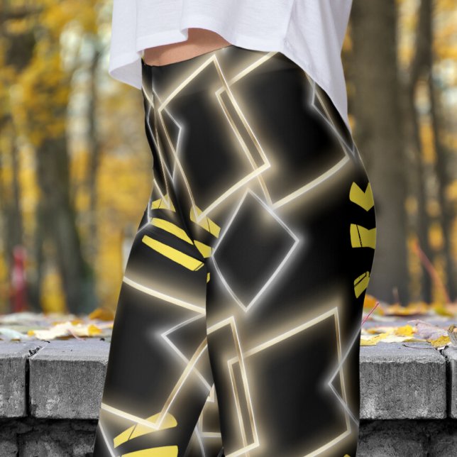 Leggings Fabuleux cadre noir en Motif or (Black framed in Gold Leggings)