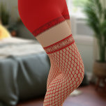 Leggings Faux Fishnet Bas Rouge Shorts Costume<br><div class="desc">Une paire de filets de pêche rouges tient les bas numériquement imprimés sur les leggings avec de l'espace à l'arrière pour vous permettre d'ajouter vos initiales. Idéal pour les fêtes de Bachelorette et les Fêtes des mariées amusantes. Vous pouvez modifier la couleur de la peau en appuyant sur le bouton...</div>