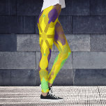 Leggings Fleur de Mandala jaune violet et vert<br><div class="desc">Ce modèle de mandala rétro est composé de jaune,  violet et vert. Des visuels amusants et vibrants pour tous ceux qui aiment les couleurs vives!</div>
