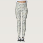 Leggings Gris Blanc Géométrique Français Vintage Fleur de L<br><div class="desc">Une motif douce, argentée, gris et blanche qui se marie bien avec une grande variété de styles a été inspirée par les motifs de tuiles vintage parisiens. Nouveau art dans un design texturé usé et en détresse qui est fabuleusement amusant, chic et unique. Si vous aimez le style design branché...</div>