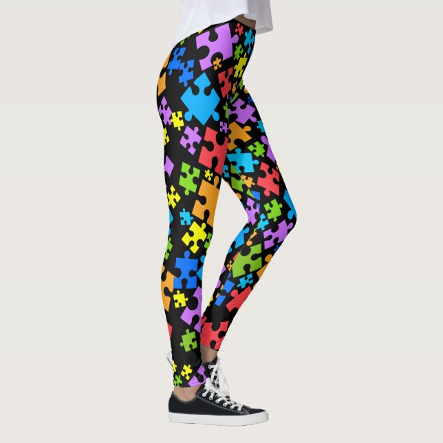 Leggings Grosses pièces de puzzle d'autisme sur NOIR (Droite)