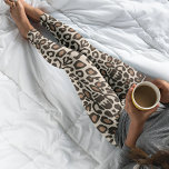Leggings Imprimer Safari tigre blanc<br><div class="desc">Les légumineuses à tigres blancs sont un choix audacieux et à la mode avec un arrière - plan vert vif et un motif empreinte de léopard complexe. La combinaison unique de la couleur blanche frappante et de l'empreinte de léopard classique crée une fusion captivante d'esthétique moderne et animaliste. Ces légumineuses...</div>