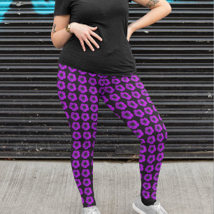 Leggings Modèle floral de géranium violet sur noir