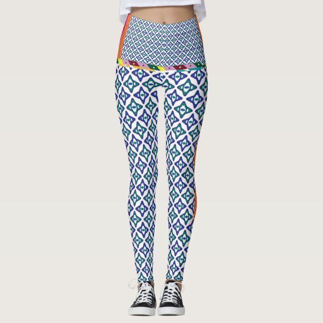 Leggings motif bleu et vert avec un arrière - plan blanc (Devant)