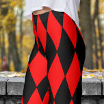 Leggings Motif Bold Red et Black Harlequin Check<br><div class="desc">Chic et confiant : Mettez-vous sous les projecteurs avec ces harlequins! Le design audacieux et coloré ajoute une touche d'amusement et d'énergie à votre garde-robe, tandis que l'ajustement confortable les rend parfaits pour des vêtements décontractés et des occasions spéciales. Debout et express-toi-même - prends ta paire aujourd'hui et fais une...</div>