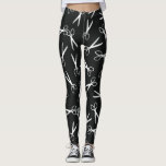 Leggings Motif ciseau argent et noir<br><div class="desc">Leggings pour un coiffeur ou un styliste de mode ou toute autre personne travaillant avec des ciseaux! Ciseaux d'argent sur un arrière - plan noir.</div>