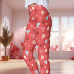 Leggings Motif de coeur rouge et rose de la Saint-Valentin<br><div class="desc">Ajoutez un éclat d'amour à votre garde-robe avec ces leggings Motifs de Coeur Rouge et Rose, parfait pour la Saint Valentin ou chaque jour que vous voulez répandre un peu d'amour. Avec un agencement ludique de coeurs roses, bleus et bruns sur un arrière - plan rouge vif, ces leggings sont...</div>