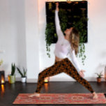 Leggings Motif géométrique Feu orange et noir<br><div class="desc">Vous cherchez des pantalons de yoga avec des éléments de Yoga ? Voici un pantalon de Yoga avec un motif géométrique de feu. Mettez votre feu intérieur et obtenez de grandes choses dans la vie; avec nos leggings de Yoga!</div>
