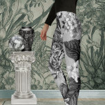 Leggings Noir et blanc Gris Tons Vintage Floral Toile No.1<br><div class="desc">Un très grand motif noir et blanc de fleurs vintages dans les tons gris avec la chaîne et le tissu visible.</div>