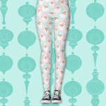 Leggings Pastel Santa Claus fait face à Noël Vintage<br><div class="desc">L'imprimé de style vintage sur ces leggings présente des illustrations rétro de visages du Père Noël habillés de chapeaux de Père Noël vert menthe et rose pastel contre un arrière - plan gris colombe à motifs.</div>