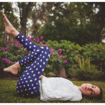 Leggings Patriotique USA Blue White Stars Sports Team Motif<br><div class="desc">Personnalisé, moderne, cool, chic, élégant, respirant, cousu à la main, USA America flag white stars on marine blue géométrique motifs femmes full-long mode entraînement sport yoga gym course pantalon leggings, qui s'étend pour s'adapter à votre corps, embrasse dans tous les bons endroits, rebondit après le lavage, et ne perd pas...</div>