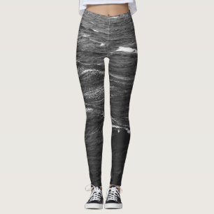Leggings Photo en noir et blanc d'une mer orageuse