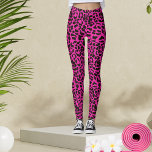Leggings Poster de animal léopard rose chaud<br><div class="desc">Hot Pink Animal empreinte de léopard Leggings sont un choix audacieux et à la mode avec un arrière - plan vert vif et un motif empreinte de léopard complexe. La combinaison unique de l'étonnante couleur Shocking Pink et de l'empreinte de léopard classique crée une fusion captivante d'esthétique moderne et animaliste....</div>