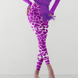 Leggings Print de Purple Giraffe<br><div class="desc">Ces leggings sont magnifiquement conçus avec un motif hypnotisant girafe spots, offrant un ajout unique et élégant à votre garde-robe. La motif présente les endroits distinctifs et élégants caractéristiques des girafes, créant un look sophistiqué et attrayant. Les leggings sont fabriqués à partir d'un tissu extensible de haute qualité, assurant un...</div>