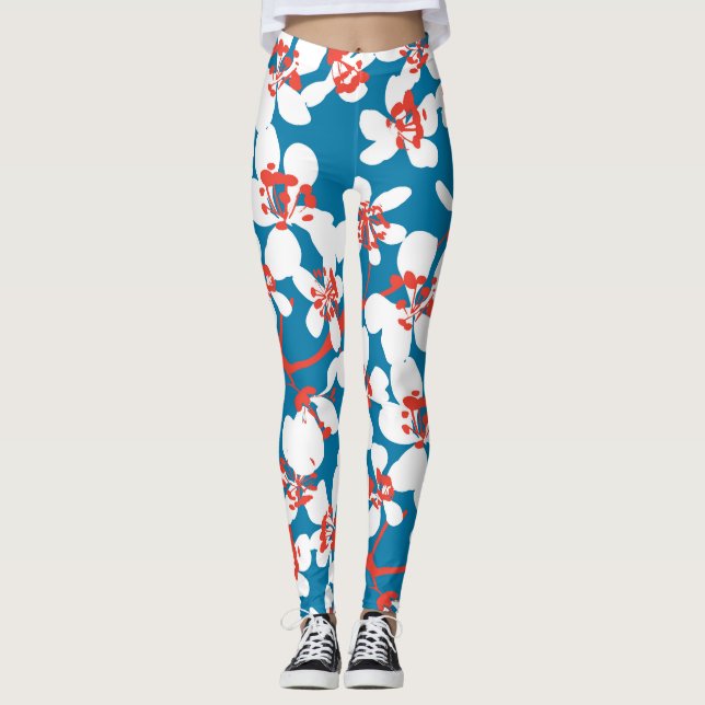 Leggings Sakura blanc, motif arrière - plan bleu classique. (Devant)