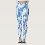 Leggings Sky Blue White Tropical Leaf Beach Océan Été<br><div class="desc">En commençant par un arrière - plan de riches motifs de feuilles d'aquarelles bleu ciel ont été dessinés à la main en blanc pour un contraste rafraîchissant. Monstera,  philodendron à feuilles cassées et feuilles de banane composent le motif. Copyright,  Audrey Jeanne Roberts</div>