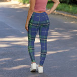 Leggings Tartan rustique bleu vert plaid<br><div class="desc">Améliorez votre garde-robe d'hiver traditionnelle avec ces leggings audacieux,  plus foncés et de qualité avec motif écossais bleu vert. Idéal pour les vacances et parfait pour toutes les activités hivernales,  l'entraînement ou les séances d'entraînement.</div>