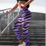 Leggings Tiger Grandes Fourrure animale Métallique<br><div class="desc">Cette conception peut être personnalisée en choisissant l'option personnaliser pour ajouter du texte ou apporter d'autres modifications. Si ce produit a la possibilité de transférer la conception à un autre article, s'il vous plaît assurez-vous d'ajuster la conception pour s'adapter si nécessaire. Contactez-moi à colorflowcreations@gmail.com si vous souhaitez avoir cette conception...</div>