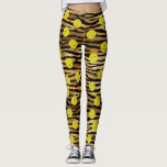 Leggings Tiger Poster de animal or Brown Jaune Pickleball<br><div class="desc">Prenez votre jeu dans un cran avec ces leggings de pickleball amusants avec des boules de pickleballs jaunes dressées contre un arrière - plan d'un motif d'impression de tigres brun doré et noir.  Idéal pour jouer au rec quotidien,  jouer au tournoi ou simplement courir autour de la ville.</div>
