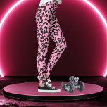 Leggings Tigre rose<br><div class="desc">Les leggings empreintes de léopard roses sont un choix audacieux et à la mode avec un arrière - plan rose vif et un motif empreinte de léopard complexe. La combinaison unique de la couleur rose frappante et de l'empreinte de léopard classique crée une fusion captivante d'esthétique moderne et animaliste. Ces...</div>