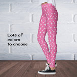 Leggings trophée de thème sportif symbole étoiles motif ros<br><div class="desc">Ces leggings sont d'une couleur rose vif,  avec un motif extensible dans un gris argenté. trophées de sport et étoiles,  pour une combinaison gagnante.</div>