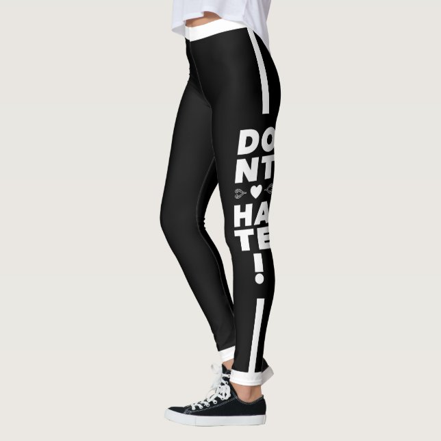 Leggings Typographie blanche sur BLACK (Gauche)