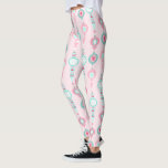 Leggings Vintage Noël Ornements Joli rose Vacances<br><div class="desc">Ajoutez une touche festive à votre tenue avec ces leggings qui présente des illustrations d'ornements vintages en verre de mercure en rose et vert menthe dressés contre un arrière - plan rose pâle.</div>