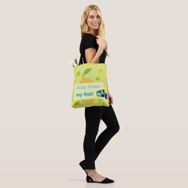 Lemon Vibes Tote Bag (Sur le modèle)