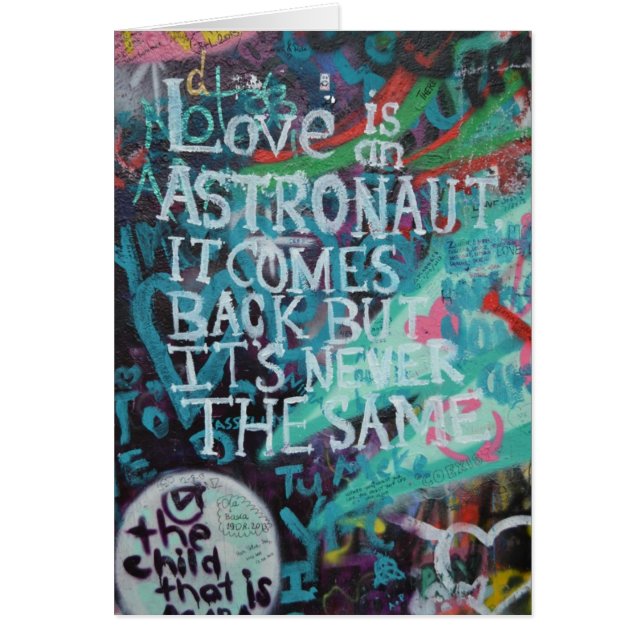 Lennon Wall, l'amour est comme un graffiti d'astro (Devant)