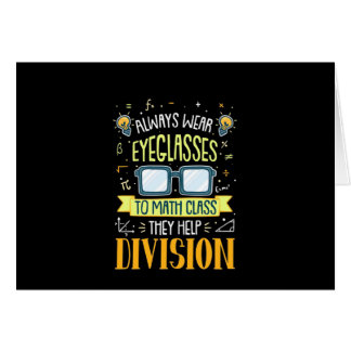 L'Enseignant Porte Toujours Des Lunettes De Yel À 