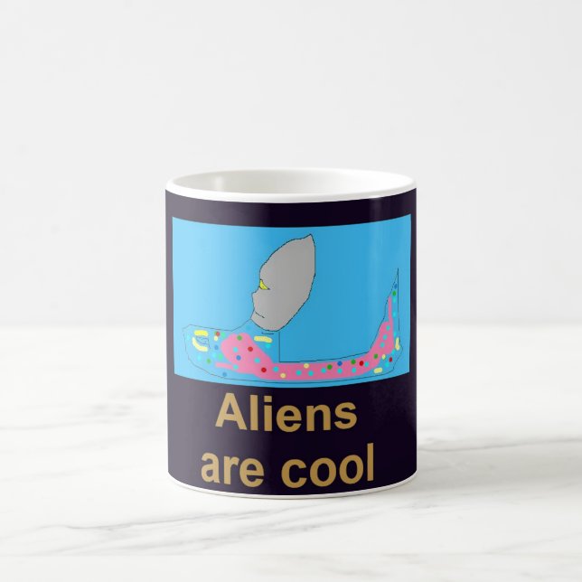 Les Aliens sont Cool Mug (Centre)