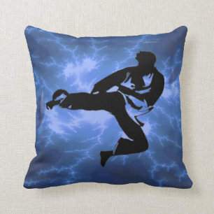 Les arts martiaux équipent le coussin bleu de
